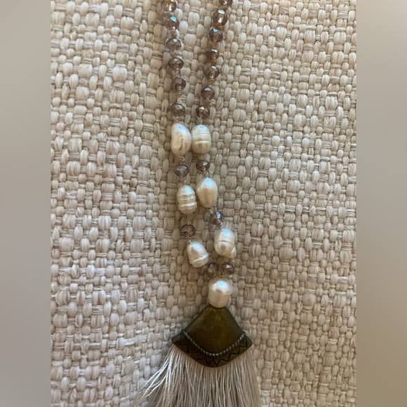 🌸Neclace Boho style NWOT sparkly violet bead w/ faux Baroque Pearl & Beige - Picture 9 of 13